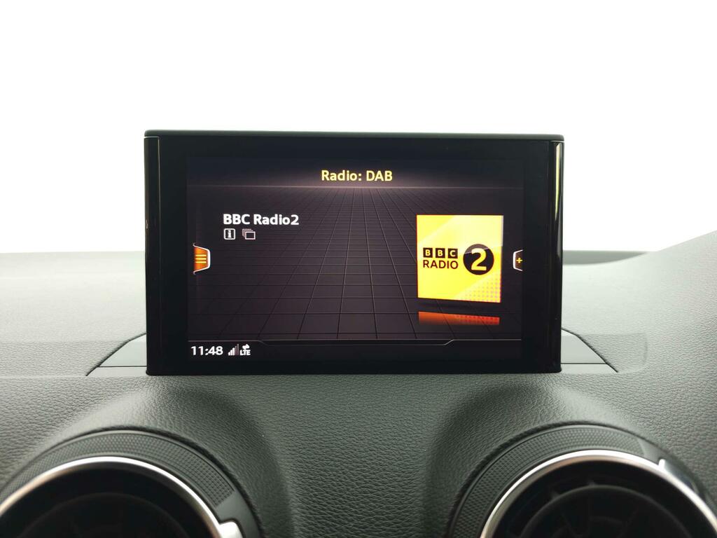 Audi Q2 S Line White #5