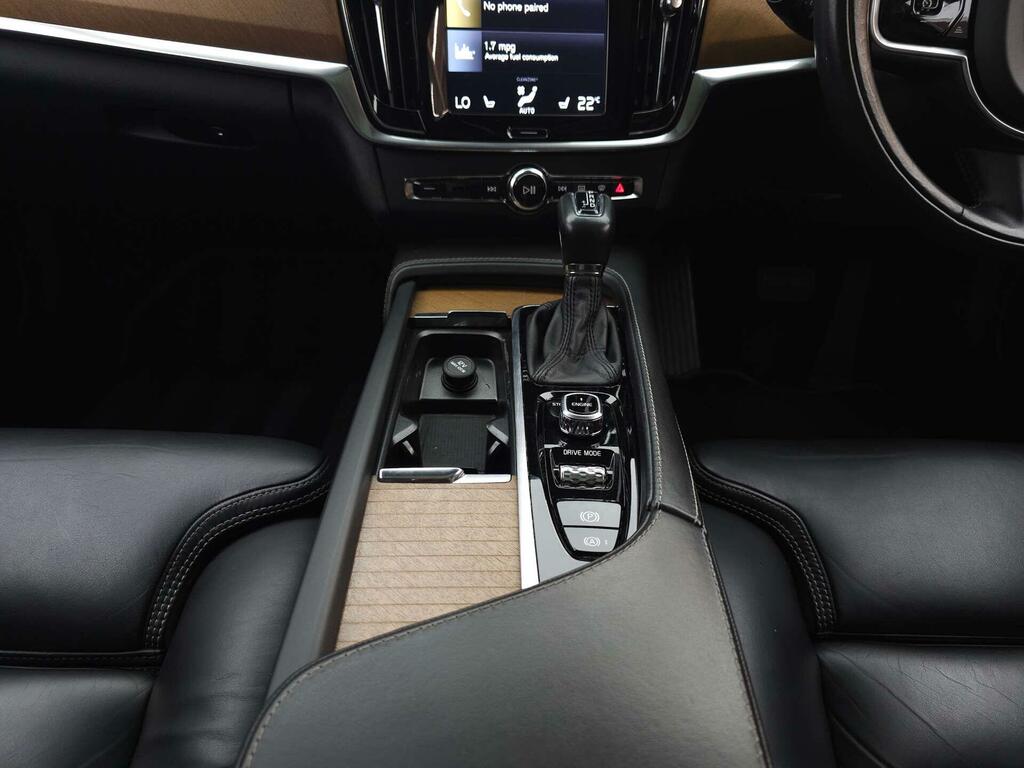 Volvo V90 Estate 2.0 D4 Momentum Euro 6 Ss 2016 Black #13