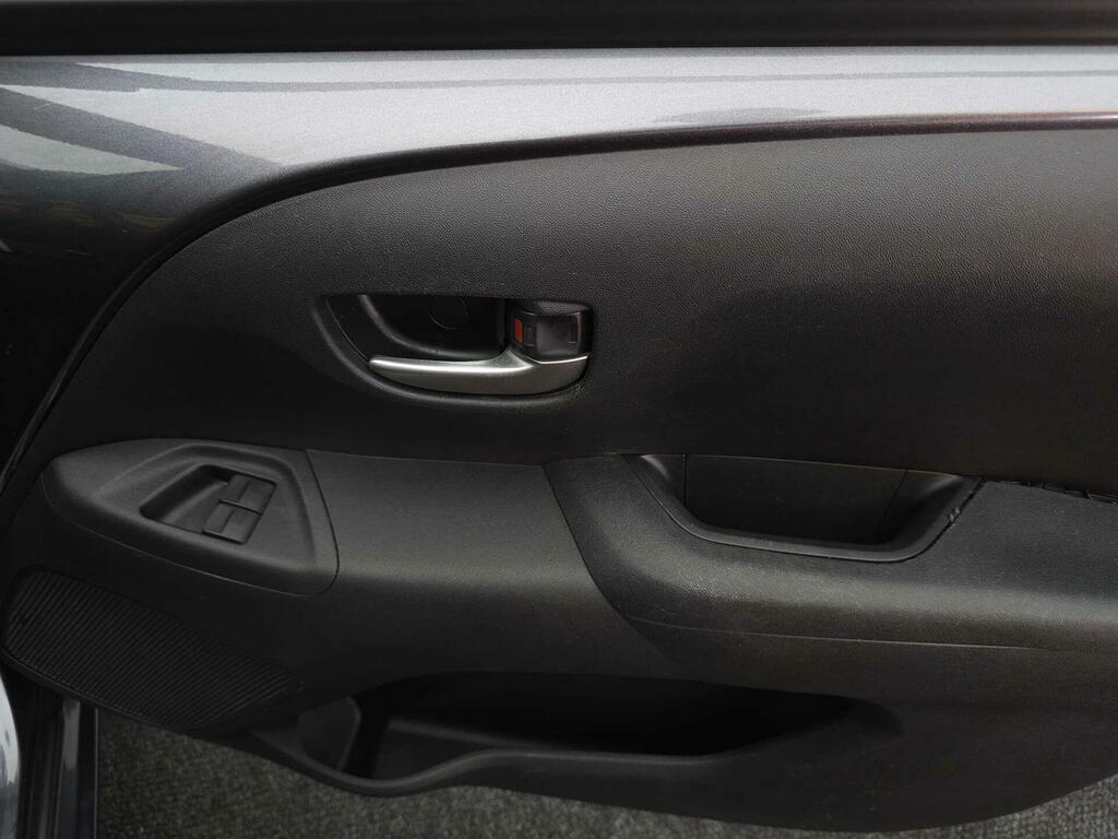 Toyota Aygo X X-play Tss Vvt-i Grey #26