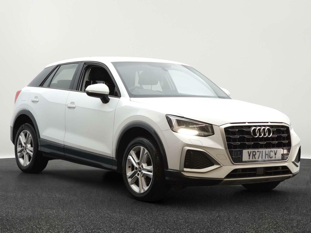 Audi Q2 Sport White
