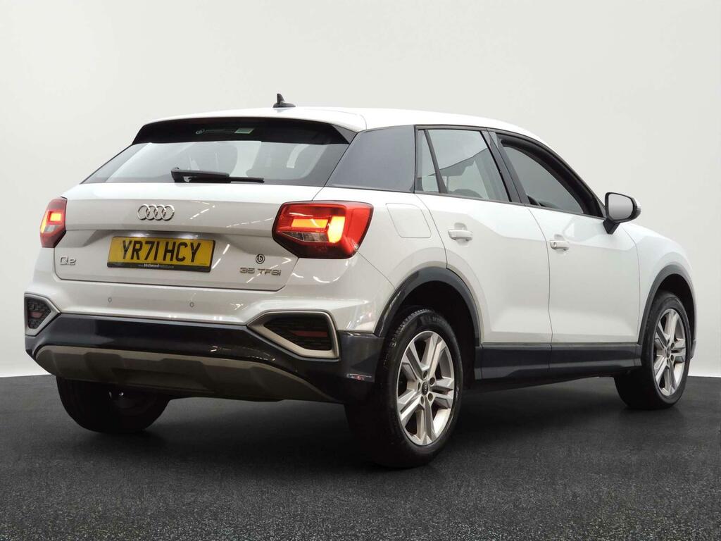 Audi Q2 Sport White #6