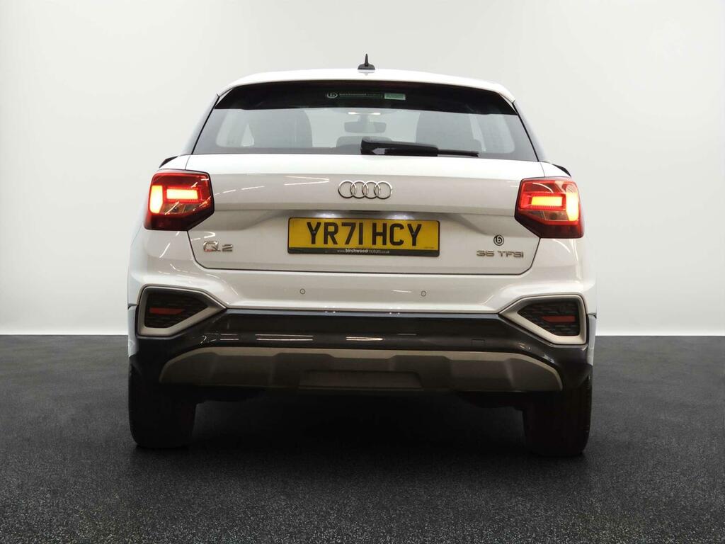Audi Q2 Sport White #4