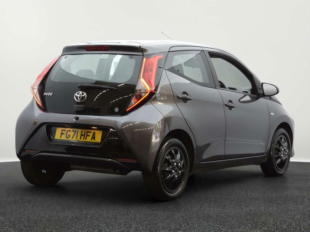 Toyota Aygo X X-play Grey #6