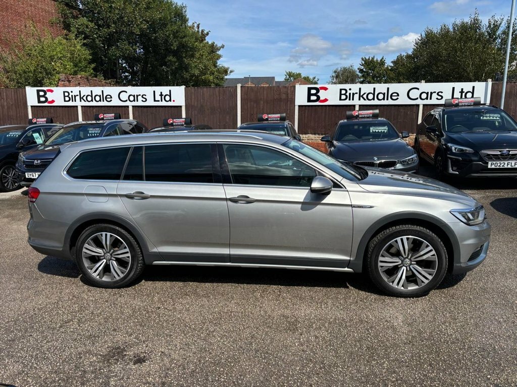 Volkswagen Passat Alltrack 2L Alltrack Silver #2