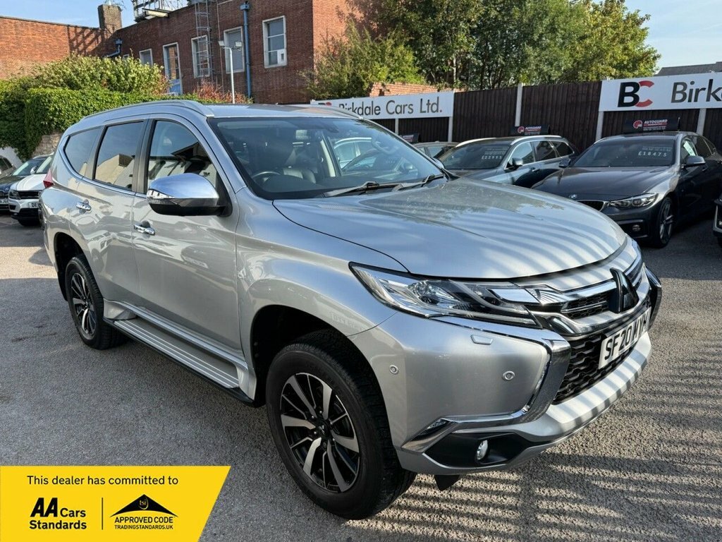 Mitsubishi Shogun Sport 2.4L 4 Silver