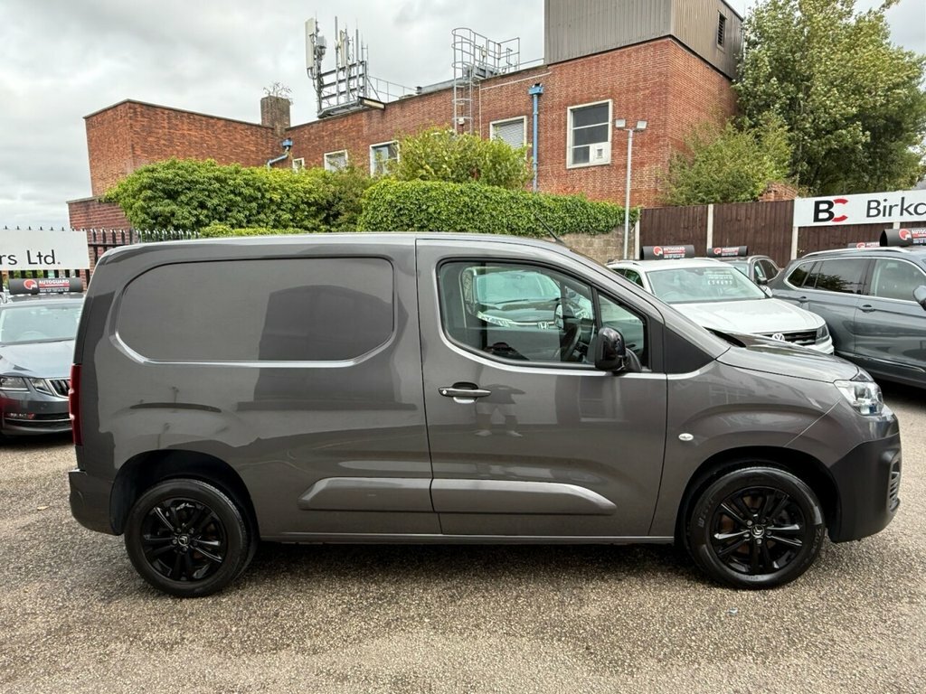Citroen Berlingo 1.5L Driver M Pro Grey #2