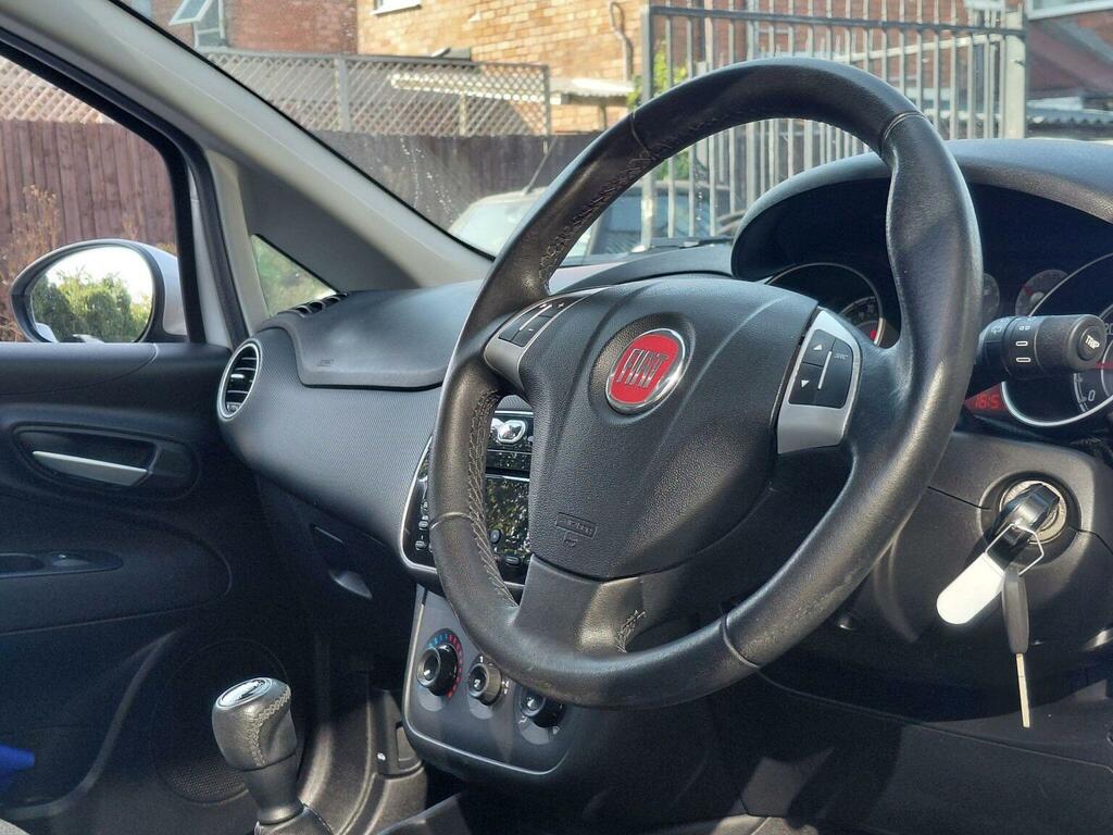 Fiat Punto 0.9 Twinair Euro 5 Ss White #11