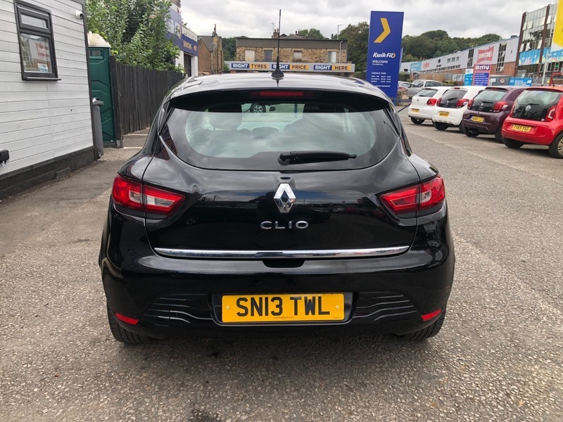 Renault Clio Dynamique Medianav Black #4