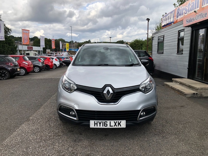 Renault Captur Dynamique S Nav Dci Silver #2