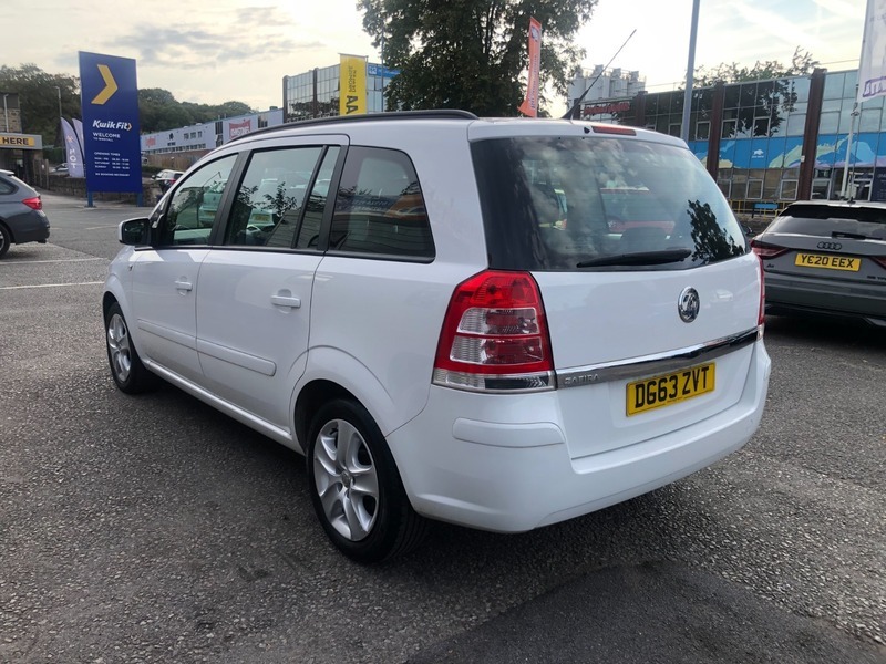 Vauxhall Zafira Exclusiv White #6