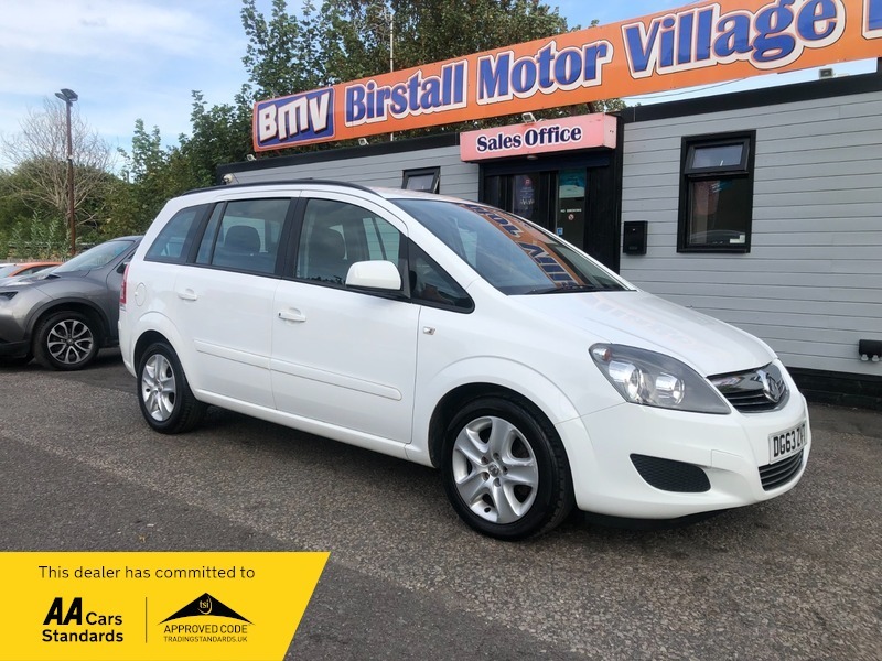 Vauxhall Zafira Exclusiv White