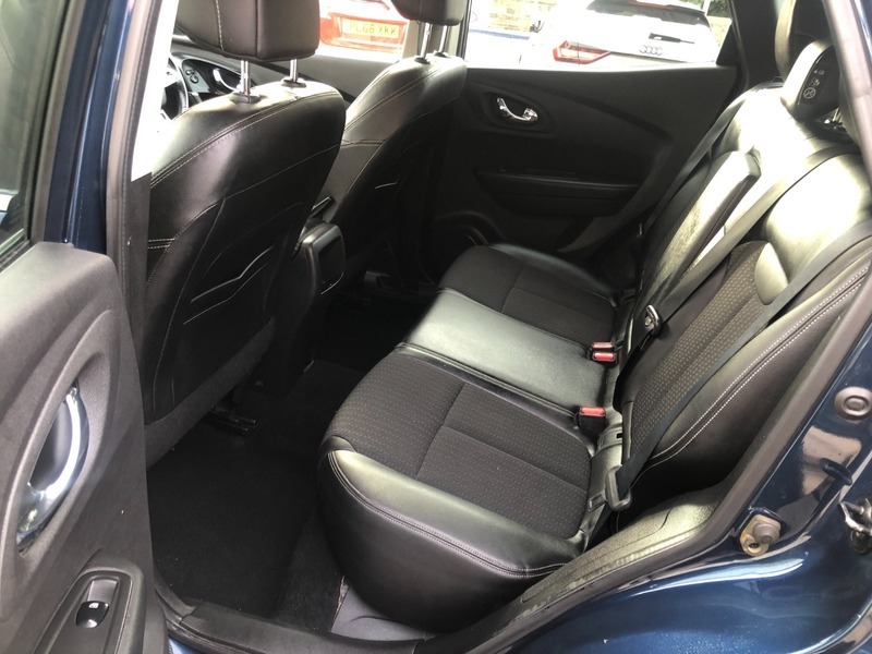Renault Kadjar 1.6 Dci Signature Nav Ulez Fsh 35 Tax 1Yr Mot Bos Red #19