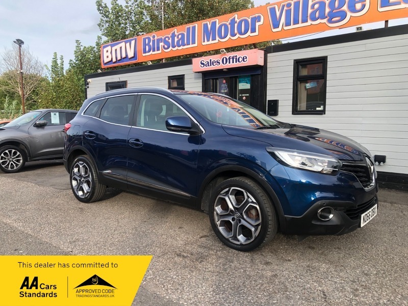 Renault Kadjar 1.6 Dci Signature Nav Ulez Fsh 35 Tax 1Yr Mot Bos Red #1