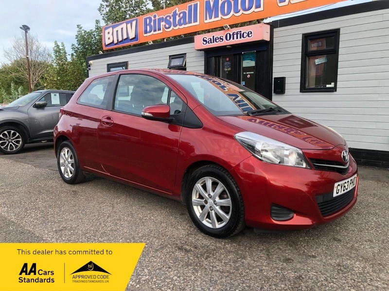 Toyota Yaris Vvt-i Tr Red