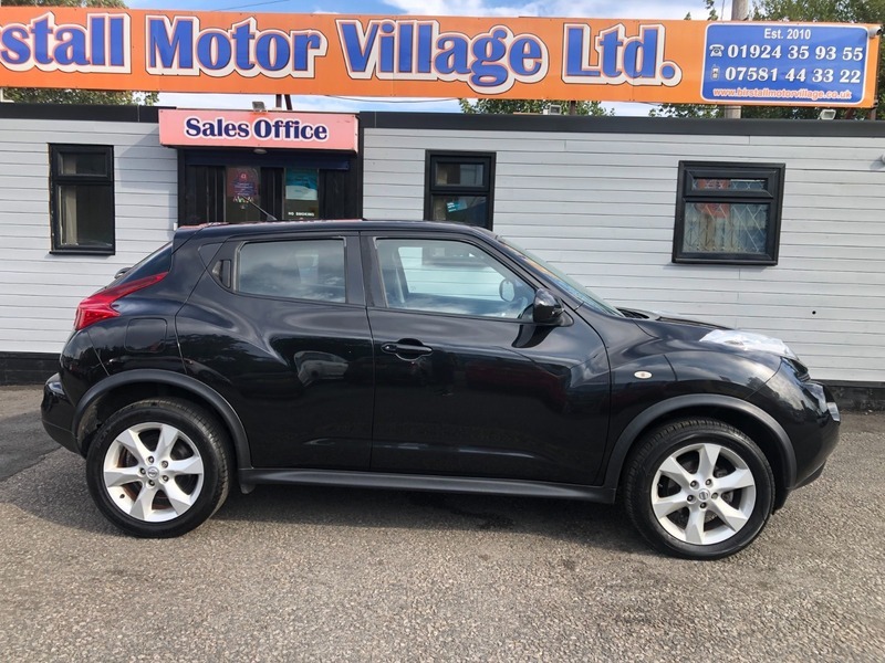 Nissan Juke Acenta Black #3