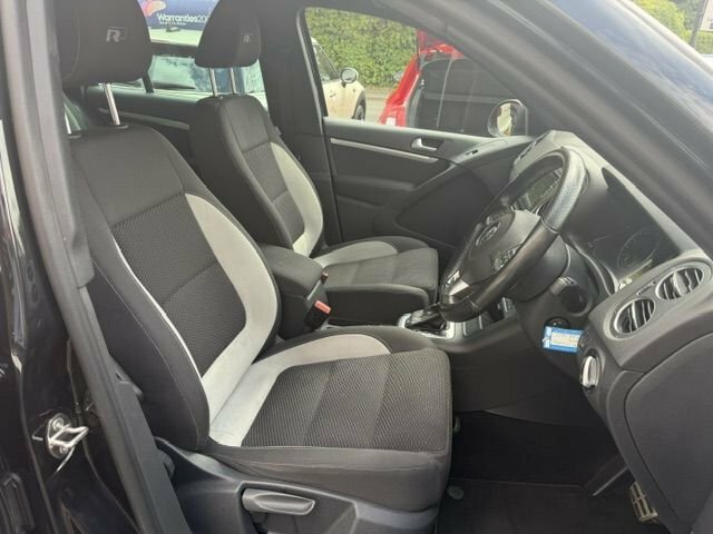 Volkswagen Tiguan 2.0 Tdi Bluemotion Tech Black #5