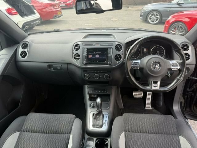 Volkswagen Tiguan 2.0 Tdi Bluemotion Tech Black #6