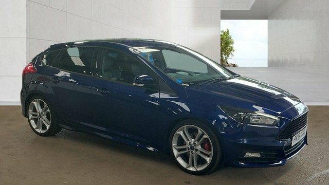 Ford Focus 2.0T Ecoboost St-3 Hatchback Blue