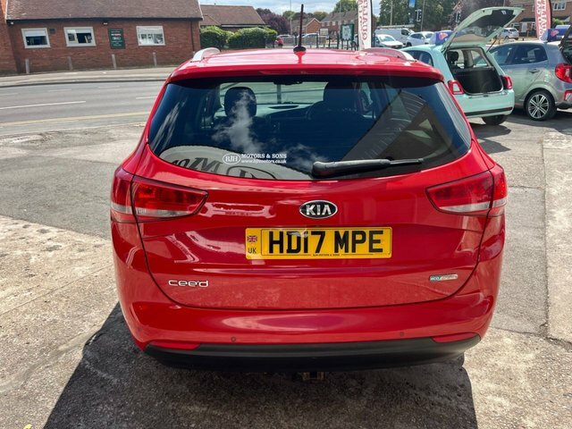 Kia Ceed 1.6 Crdi 3 Sportswagon Red #5