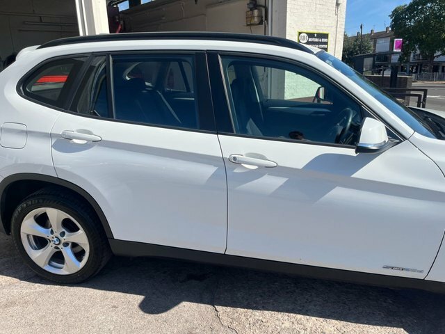 BMW X1 2.0 20D Ed Efficientdynamics White #3