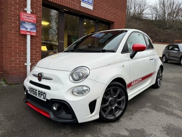 Abarth 595 1.4 T-jet Hatchback White