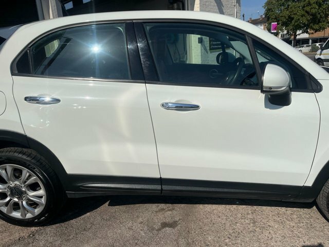 Fiat 500X 1.4 Multiair Pop Star White #3