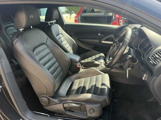 Volkswagen Scirocco 2.0 Tdi Bluemotion Tech OW64CDZ Black #5