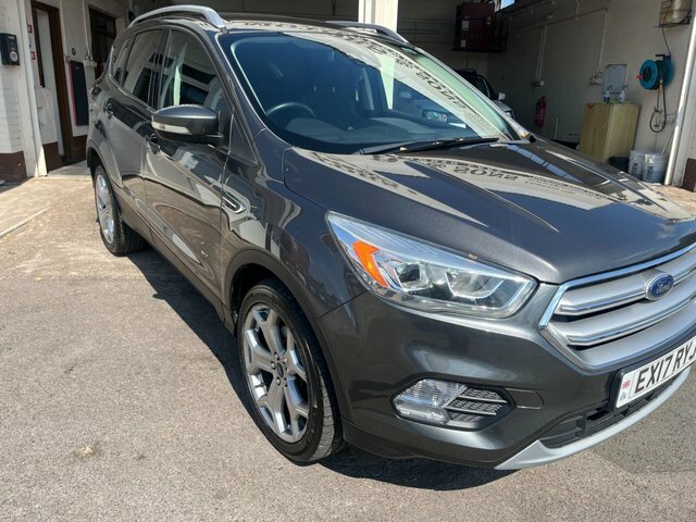 Ford Kuga 2.0 Tdci Titanium Suv Grey #2