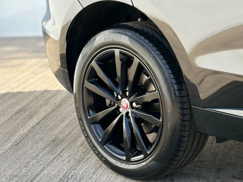 Jaguar F-Pace 2.0 F-pace Chequered Black #5
