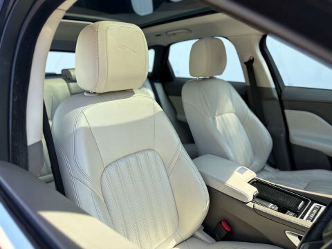 Jaguar F-Pace 2.0 F-pace Portfolio Red #6