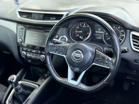 Nissan Qashqai 1.3 Dig-t Tekna #17