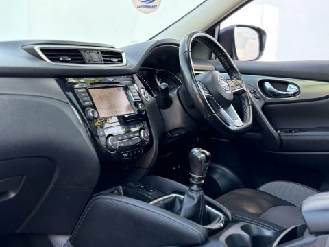 Nissan Qashqai 1.3 Dig-t Tekna #64