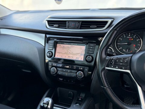 Nissan Qashqai 1.3 Dig-t Tekna #53