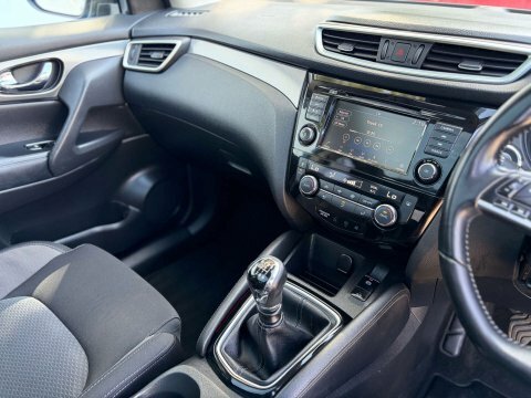 Nissan Qashqai 1.3 Dig-t Tekna #13
