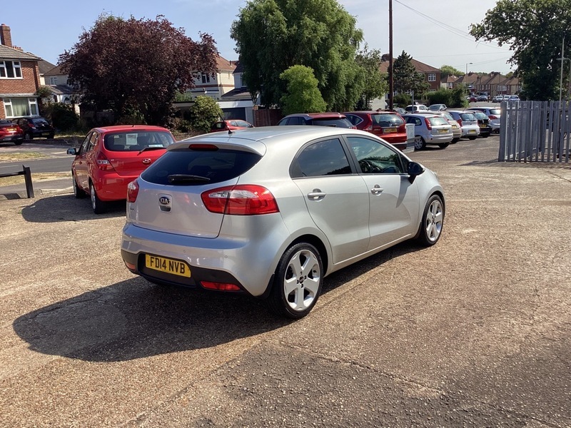 Kia RIO 1.4 3 Hatchback Silver #6