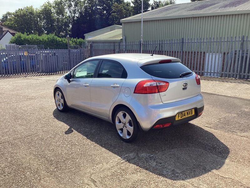 Kia RIO 1.4 3 Hatchback Silver #4
