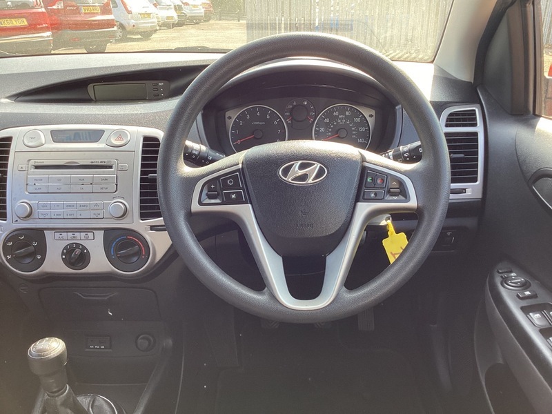 Hyundai I20 I20 1.2 Classic Hatchback Euro 5 Silver #12