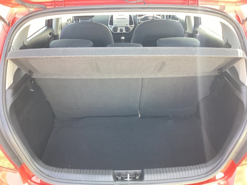Hyundai I20 I20 1.2 Classic Hatchback Euro 5 Silver #9