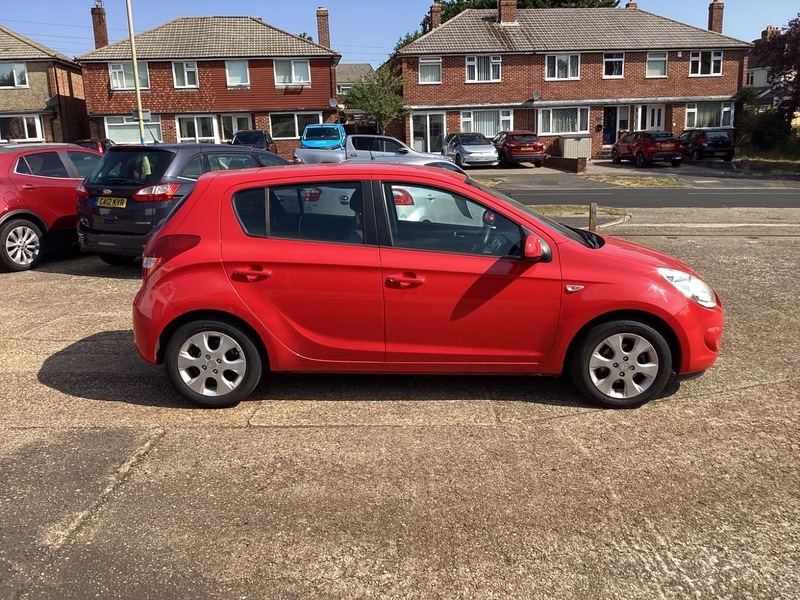 Hyundai I20 1.2 Comfort Hatchback Red #6