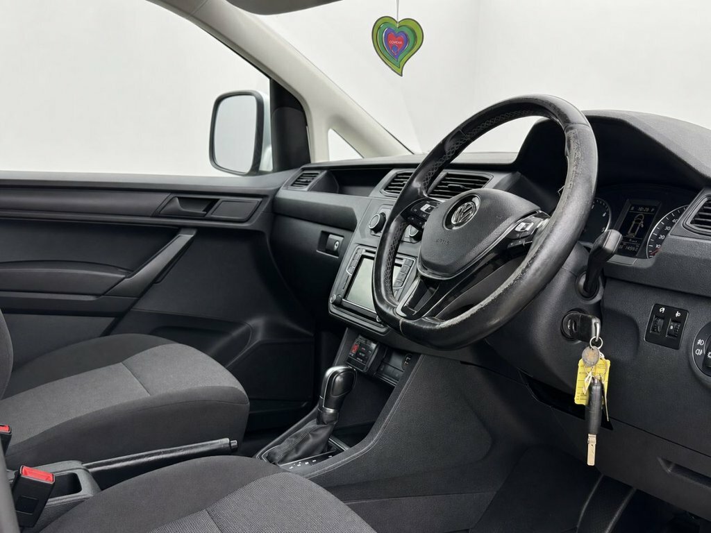 Volkswagen Caddy Maxi 2L Highline 6Dr Silver #2