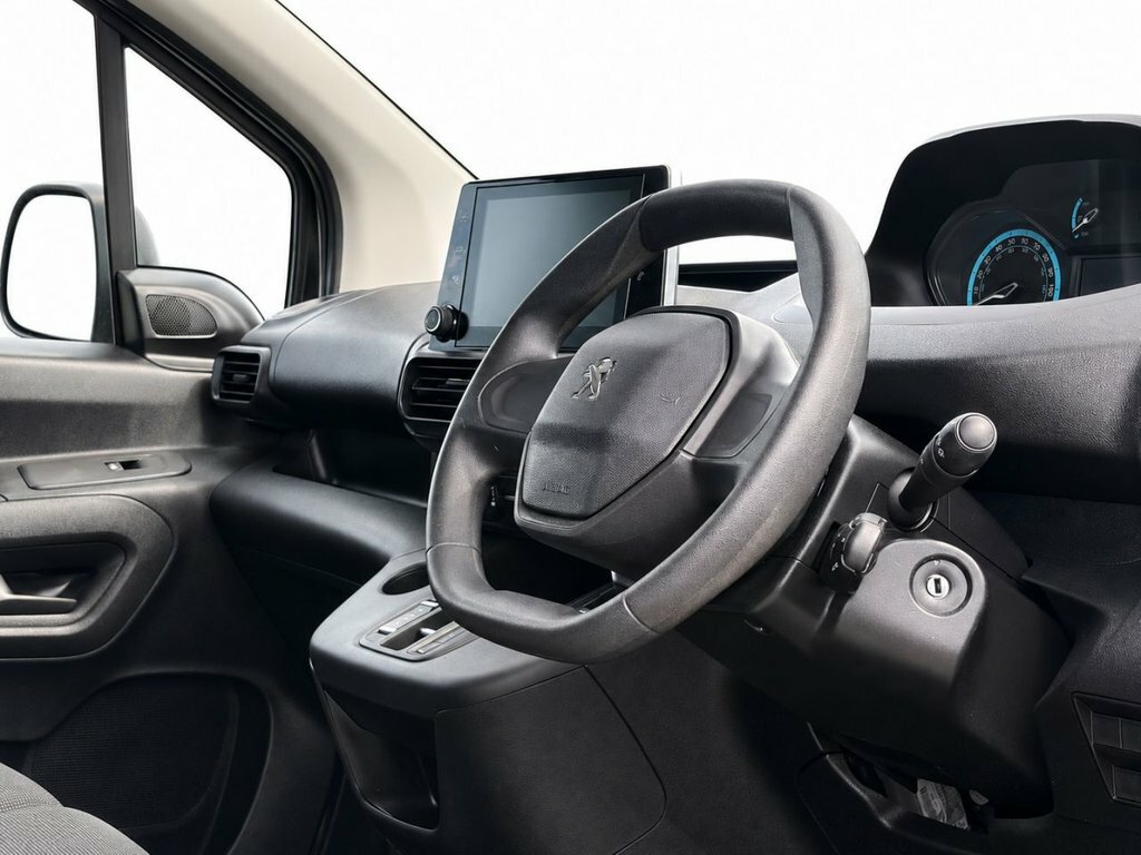 Peugeot E-Partner Mpv White #2
