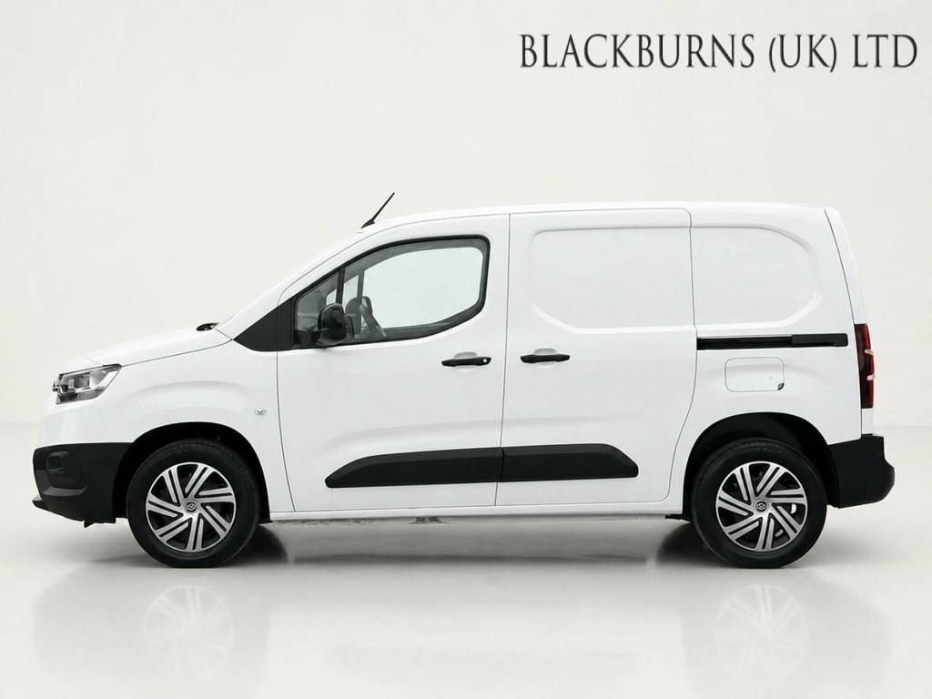 Toyota Proace City 1.5L Icon White #6