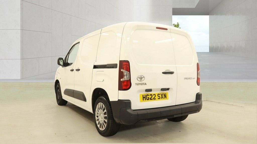 Toyota Proace City 1.5L Icon White #3
