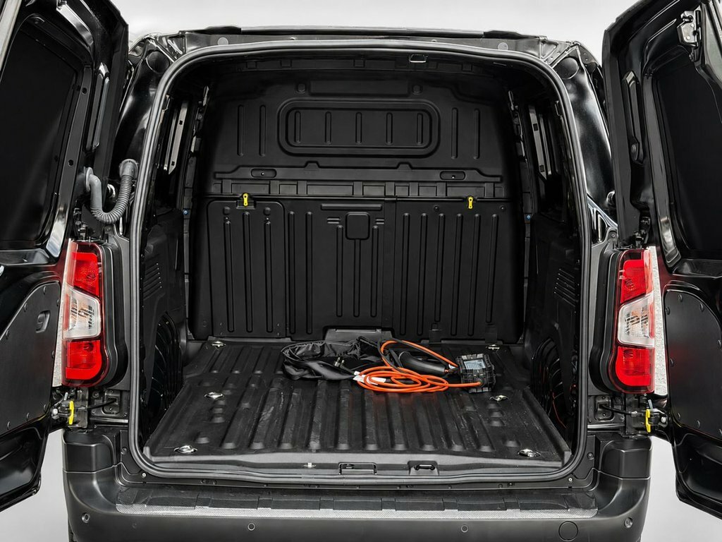 Toyota Proace City Mpv Black #3