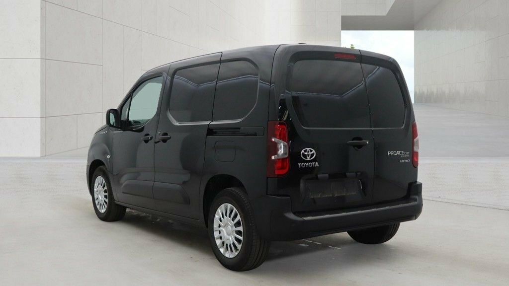 Toyota Proace City Mpv Black #3