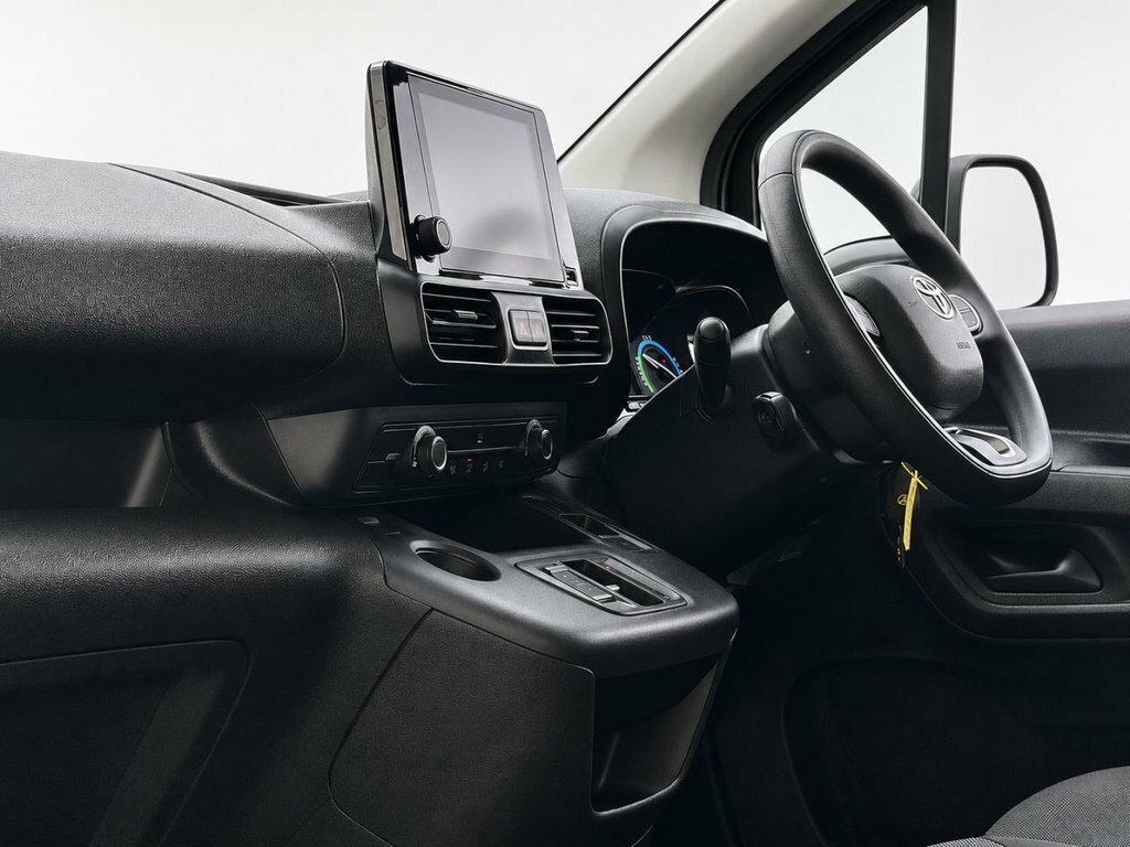 Toyota Proace City Mpv Black #2