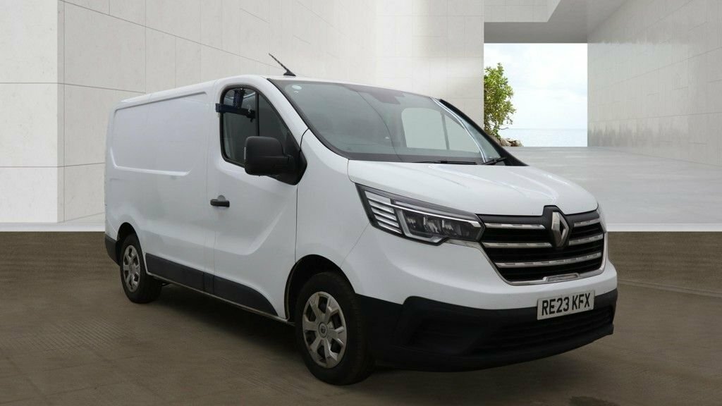 Renault Trafic 2L Business White #2