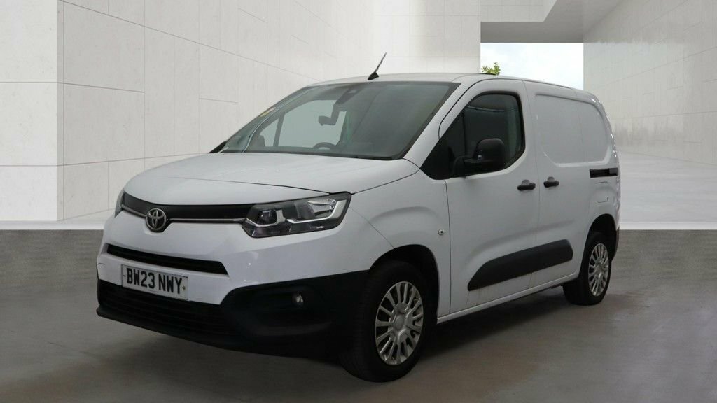 Toyota Proace City 1.5L Icon White
