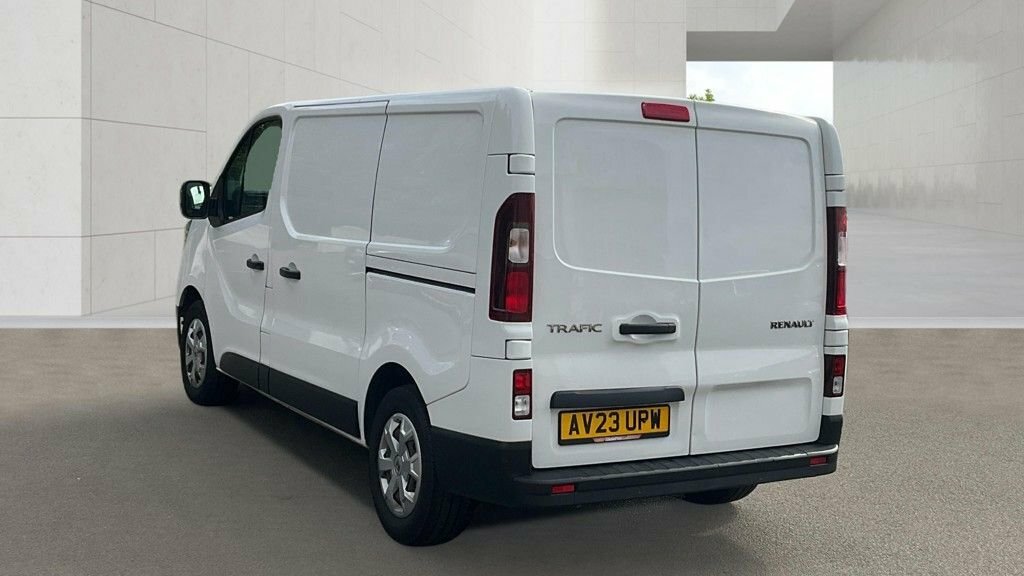 Renault Trafic 2L Business AV23UPW White #3