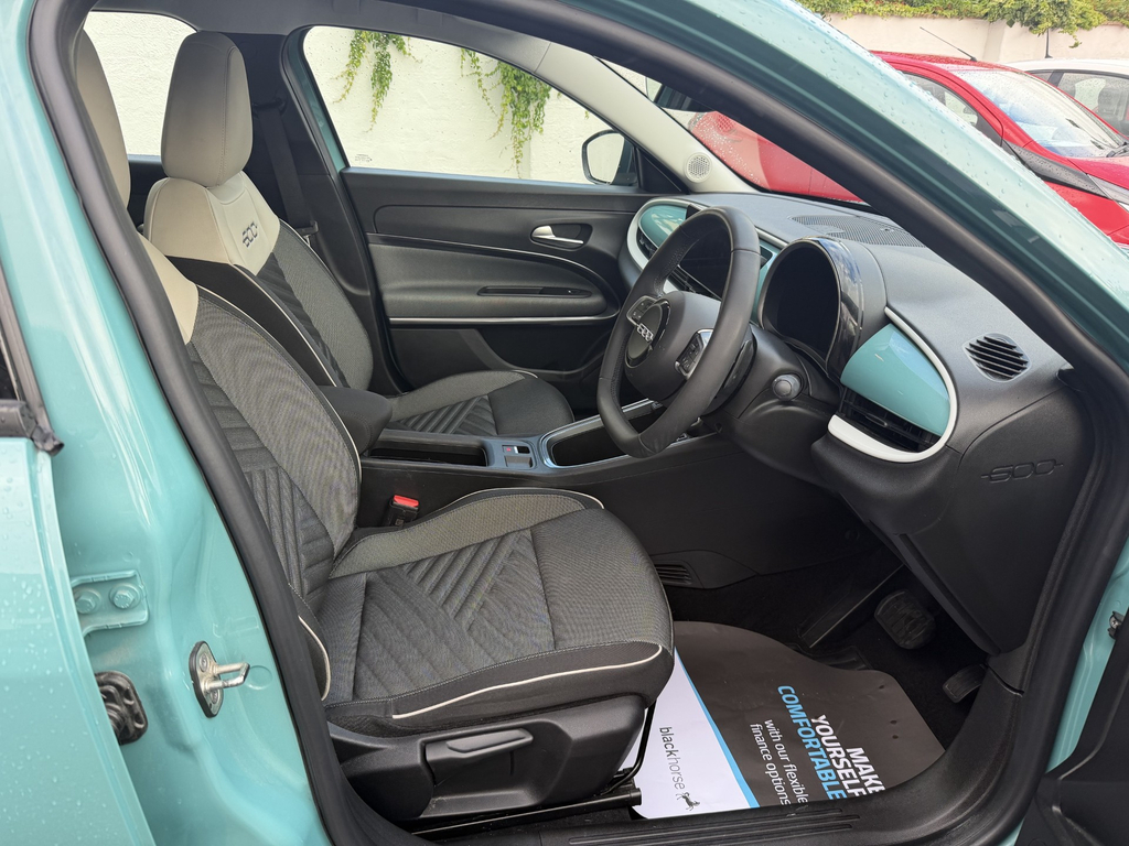 Fiat 600 Edct-6 Hybrid #3